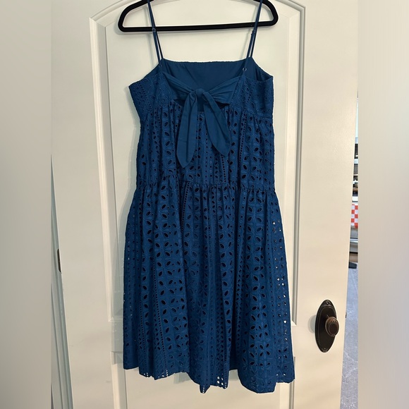 Women’s J.Crew Tie-back Tiered Eyelet Dress - Picture 2 of 4